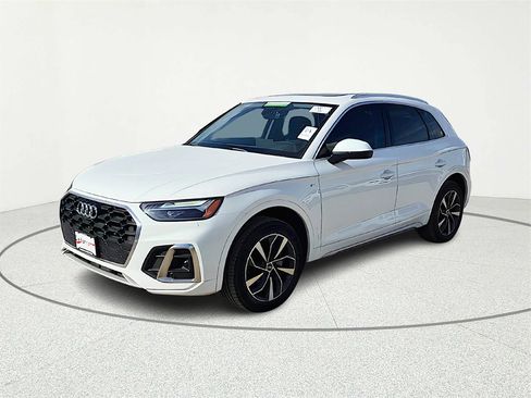 Used 2023 Audi Q5 2.0T Premium Plus image 2