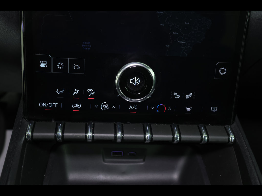 Used 2025 GMC Terrain Elevation w/ Black Edition AWD/4WD image 13