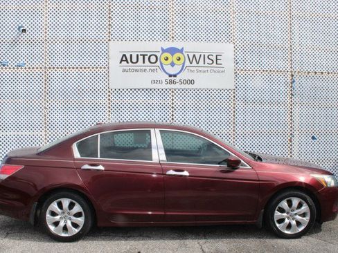 Used 2010 Honda Accord EX-L image 4