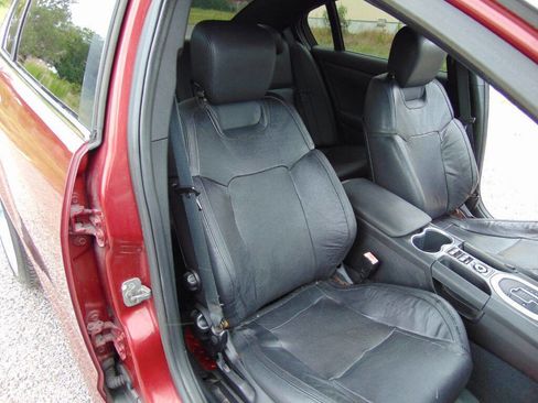Used 2009 Pontiac G8 GT w/ Premium Package RWD image 24