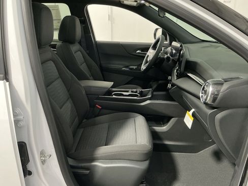 New 2026 Chevrolet Equinox LT image 34