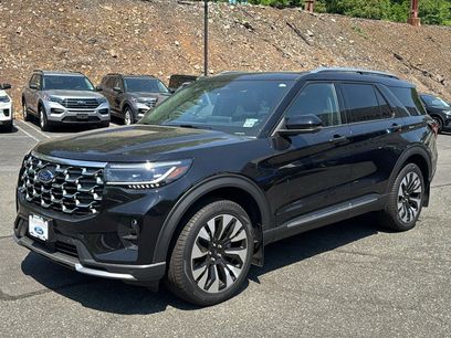 Certified 2025 Ford Explorer Platinum w/ LUX Leather Package