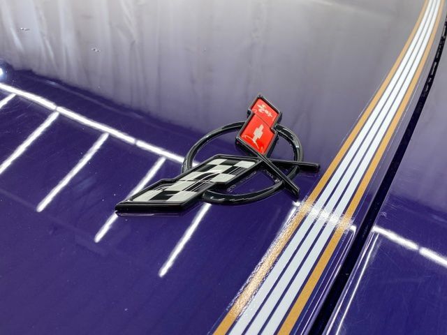Used 1998 Chevrolet Corvette Convertible w/ Memory Pkg RWD image 15