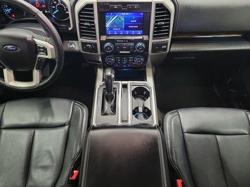 Used 2019 Ford F150 Lariat image 14