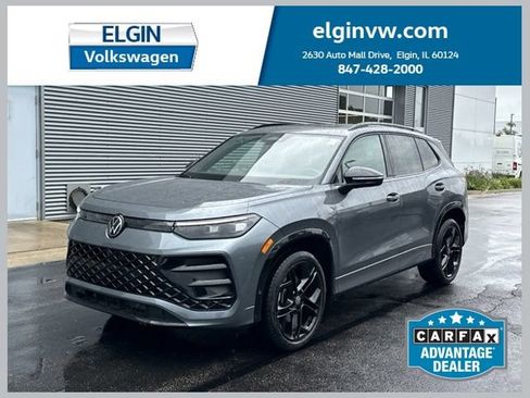 Certified 2025 Volkswagen Tiguan SE R-Line AWD/4WD image 1
