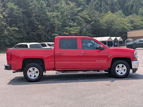 Used 2018 Chevrolet Silverado 1500 LT w/ LT Convenience Package RWD image 10