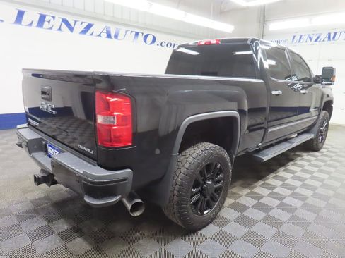 Used 2015 GMC Sierra 2500 Denali w/ Duramax Plus Package AWD/4WD image 5