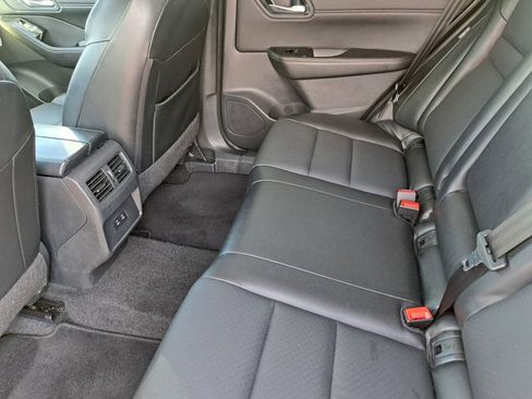 Used 2024 Nissan Rogue SV w/ SV Premium Package image 21