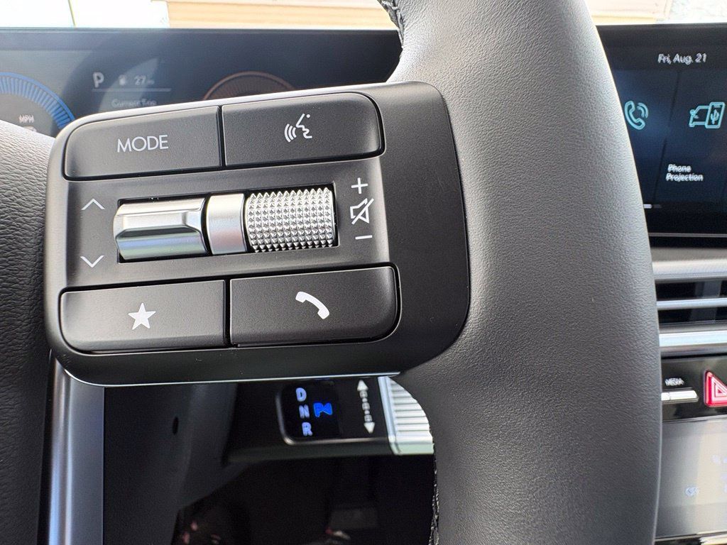 New 2027 Hyundai Santa Fe Limited FWD image 15