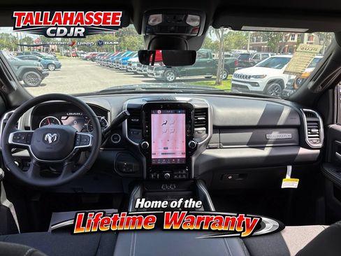 New 2026 RAM 3500 Big Horn AWD/4WD image 31