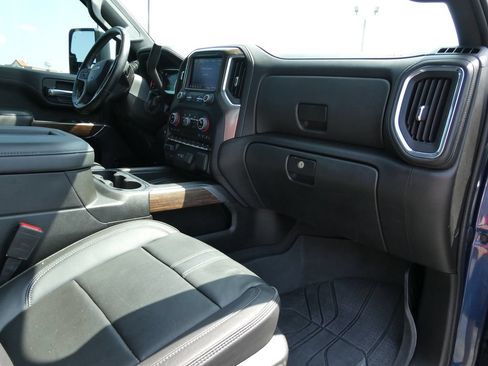 Certified 2022 Chevrolet Silverado 2500 High Country w/ Z71 Off-Road Package AWD/4WD image 15