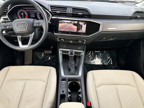 Certified 2024 Audi Q3 2.0T Premium Plus image 19