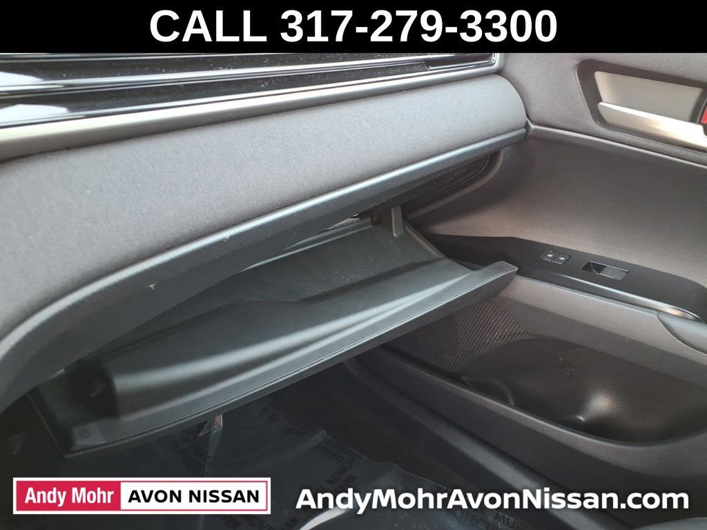 Used 2025 Toyota Camry LE FWD image 36