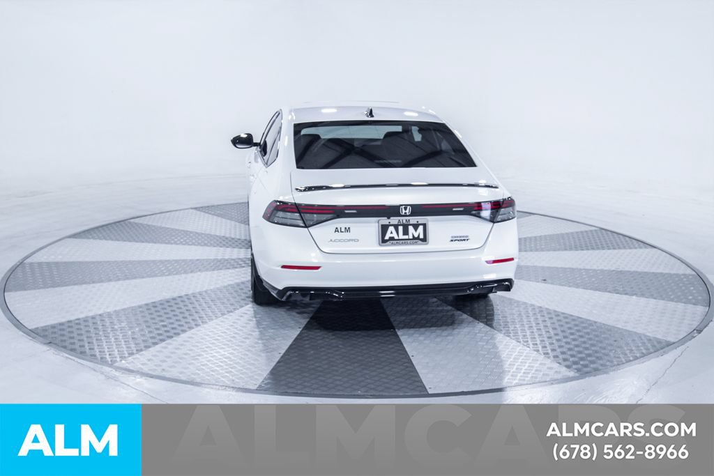 Used 2024 Honda Accord Sport image 8
