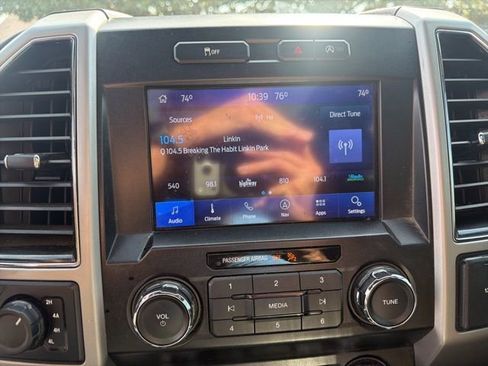 Used 2019 Ford F150 Lariat image 26