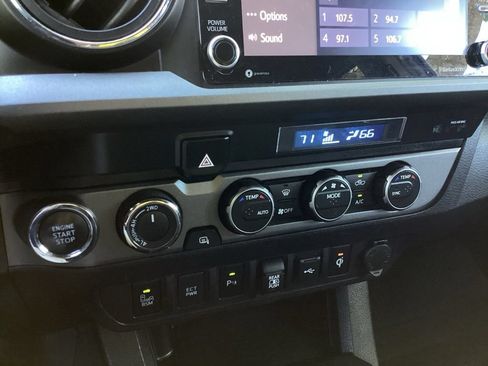 Certified 2023 Toyota Tacoma TRD Off-Road w/ Technology Package AWD/4WD image 14