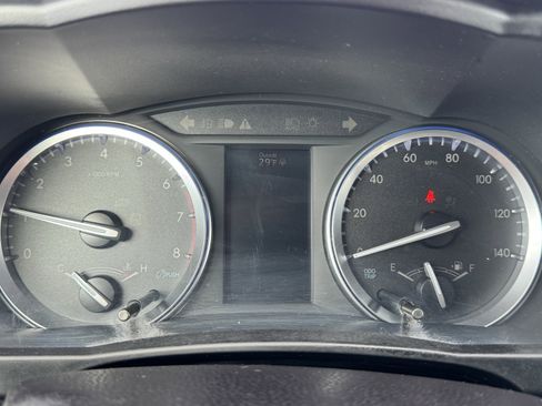 Used 2016 Toyota Highlander XLE image 20