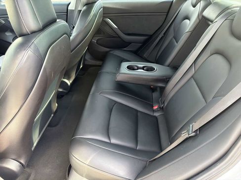 Used 2019 Tesla Model 3 Long Range image 21