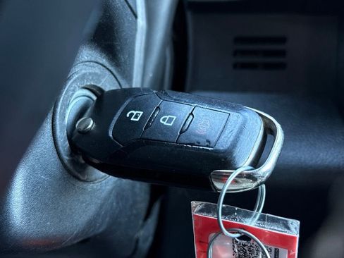 Used 2017 Ford F350 Lariat w/ Chrome Package image 33