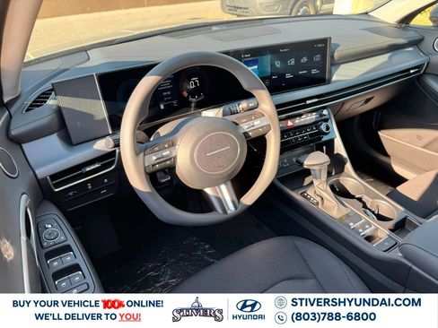 New 2026 Hyundai Sonata SE image 3