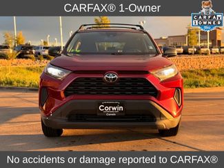 Used 2019 Toyota RAV4 LE w/ All Weather Liner Package AWD/4WD video 2