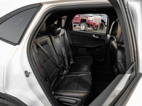 Used 2025 Ford Escape ST-Line image 37