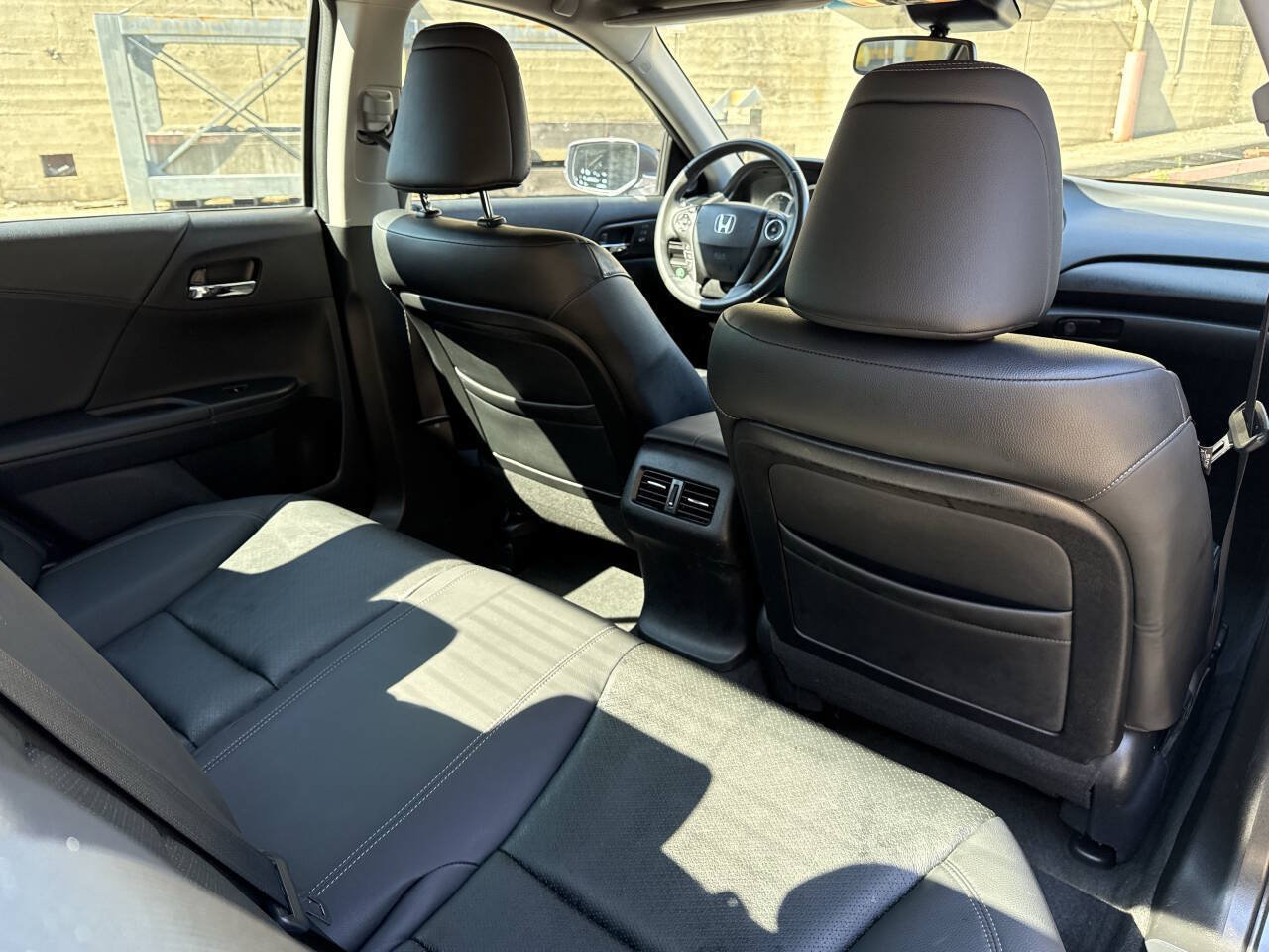 Used 2013 Honda Accord EX-L image 17