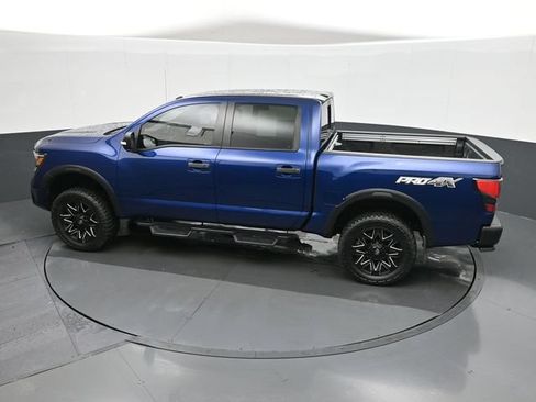 Used 2021 Nissan Titan PRO-4X w/ Pro-4x Convenience Package AWD/4WD image 29