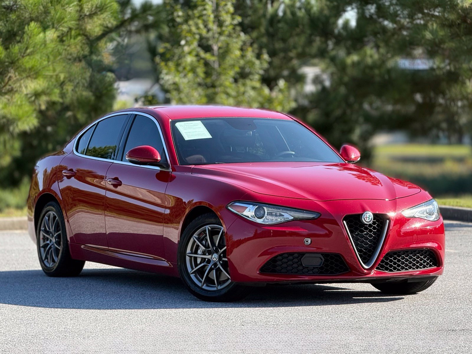 Used 2017 Alfa Romeo Giulia AWD image 13