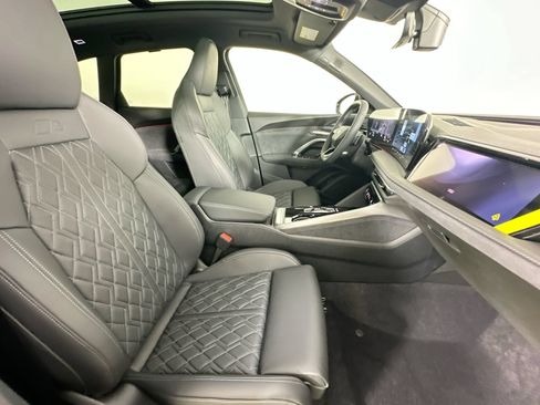 New 2026 Audi SQ5 Prestige AWD/4WD image 43