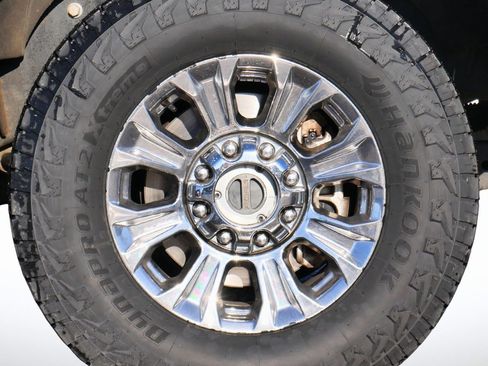 Used 2018 Ford F350 Lariat w/ Lariat Ultimate Package image 11