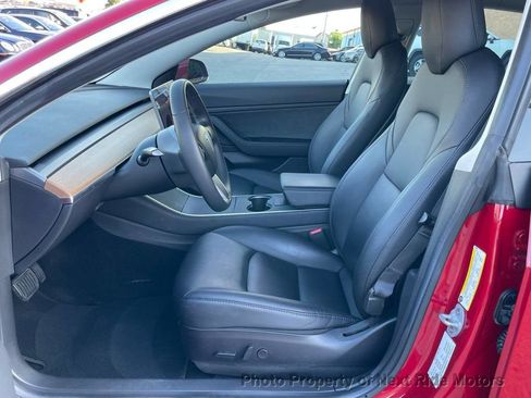 Used 2019 Tesla Model 3 Performance AWD/4WD image 9