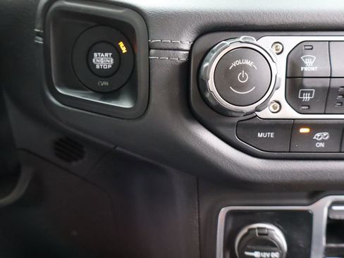 Used 2025 Jeep Wrangler Unlimited Rubicon 392 AWD/4WD image 30