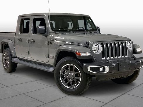 Used 2021 Jeep Gladiator Overland w/ Popular Equipment Package image 2