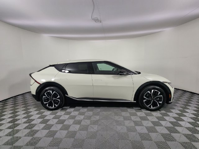 Used 2024 Kia EV6 Wind AWD/4WD image 6