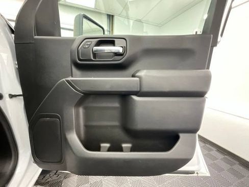 Used 2020 Chevrolet Silverado 2500 Custom w/ Custom Convenience Package AWD/4WD image 15