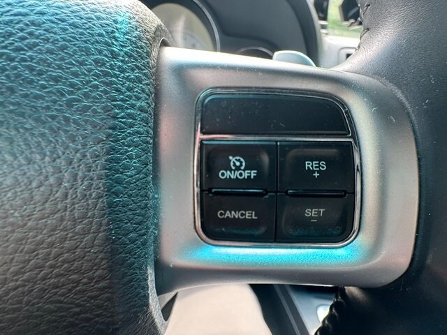 Used 2014 Dodge Challenger SXT Plus RWD image 16