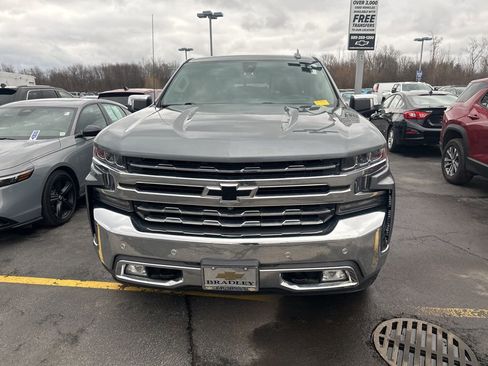 Used 2022 Chevrolet Silverado 1500 LTZ w/ Technology Package image 5