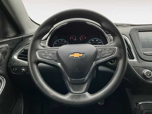 Used 2016 Chevrolet Malibu LT image 14
