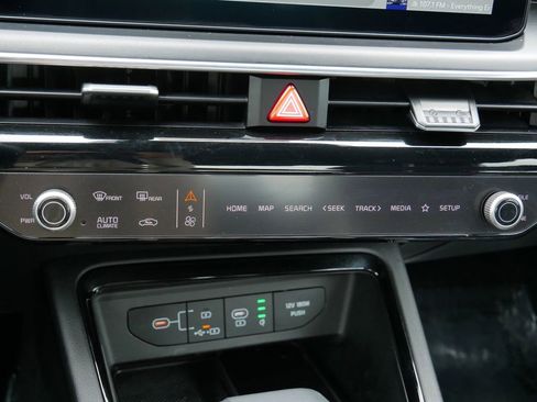 Used 2025 Kia K5 GT-Line AWD/4WD image 21