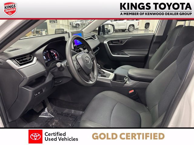 Used 2024 Toyota RAV4 LE AWD/4WD image 10