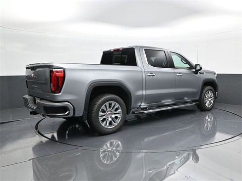 Used 2025 GMC Sierra 1500 Denali w/ Technology Package image 5