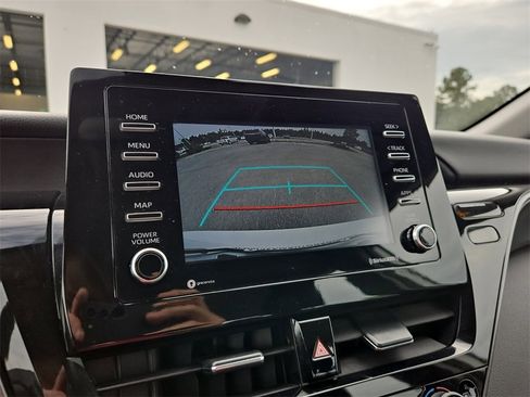 Used 2023 Toyota Camry SE image 22