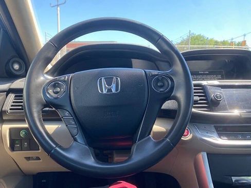 Used 2015 Honda Accord EX-L image 21
