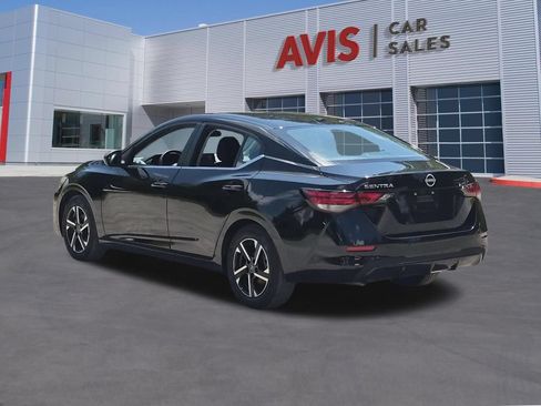 Used 2025 Nissan Sentra SV FWD image 9