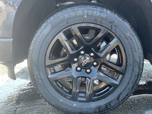 Used 2022 Chevrolet Silverado 1500 RST w/ Protection Package image 10