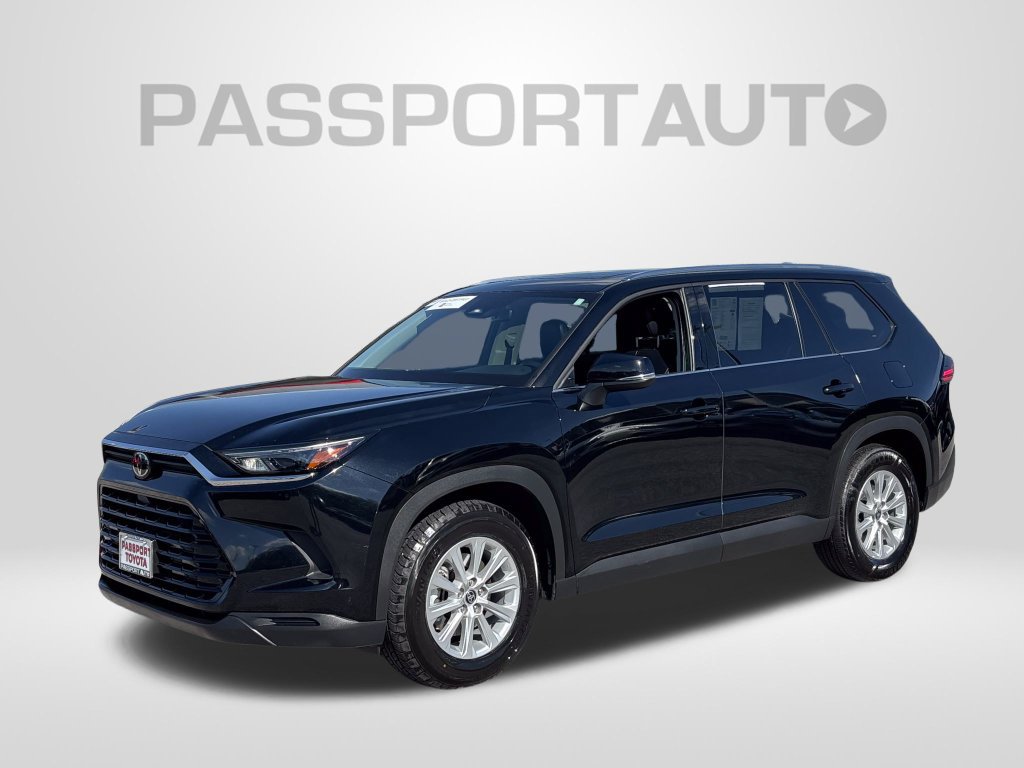 Certified 2025 Toyota Grand Highlander AWD image 1