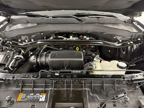 Used 2022 Ford Explorer Limited w/ Equipment Group 301A image 34