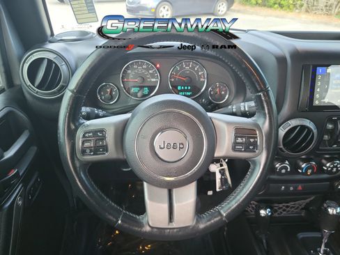 Used 2016 Jeep Wrangler Unlimited Sport image 24