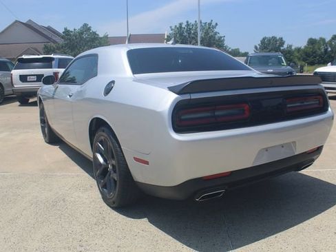 Used 2022 Dodge Challenger SXT w/ Plus Package RWD image 4